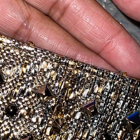 Preloved Louboutin clutch excellent condition size 12”W X 7 1/2”L silver n gold - Picture 17 of 17